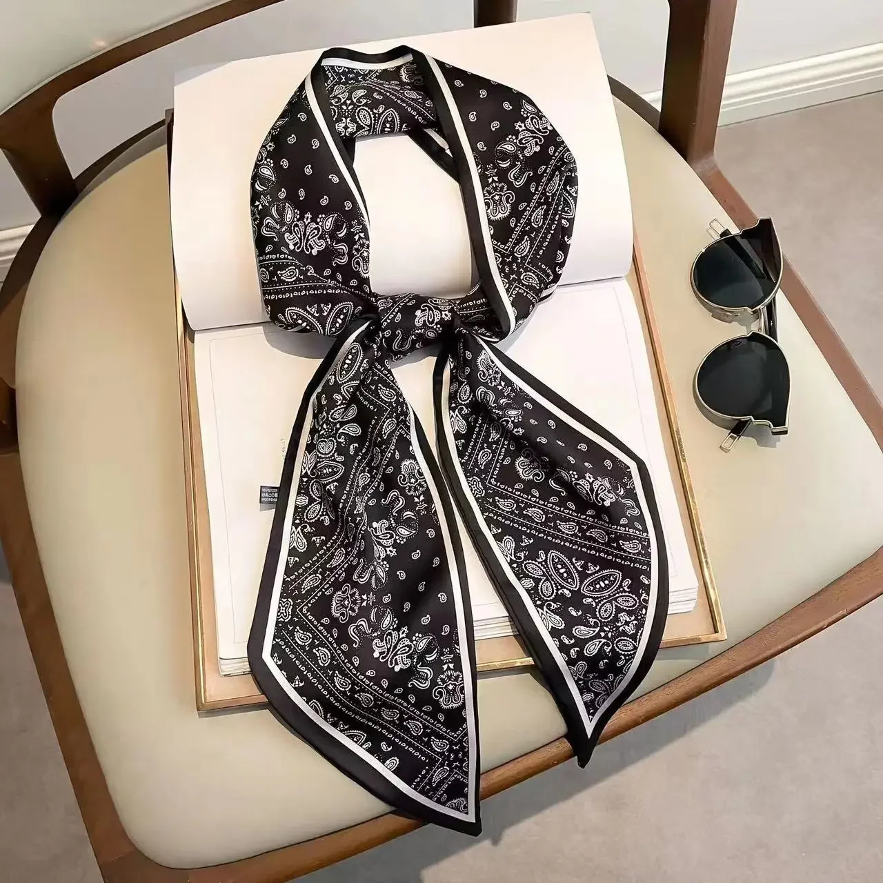 Design Print Skinny Scarf Plai - Luxury Bags Brands 评论和价格
