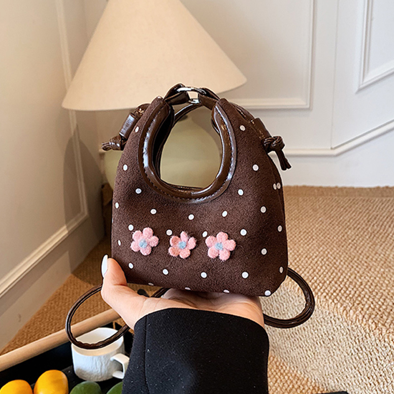 Autumn Winter Sweet Flower Min - Half Moon Bag Suede 评论和价格
