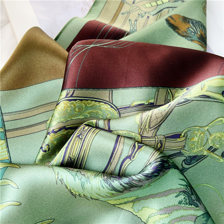 Small Mulberry Silk Scarf 65CM - Luxury Bags Green 评论和价格