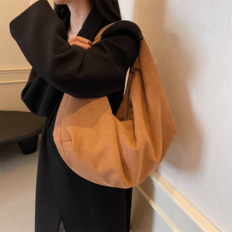 Women Half Moon Bags Large Cap - Half Moon Bag Suede 评论和价格